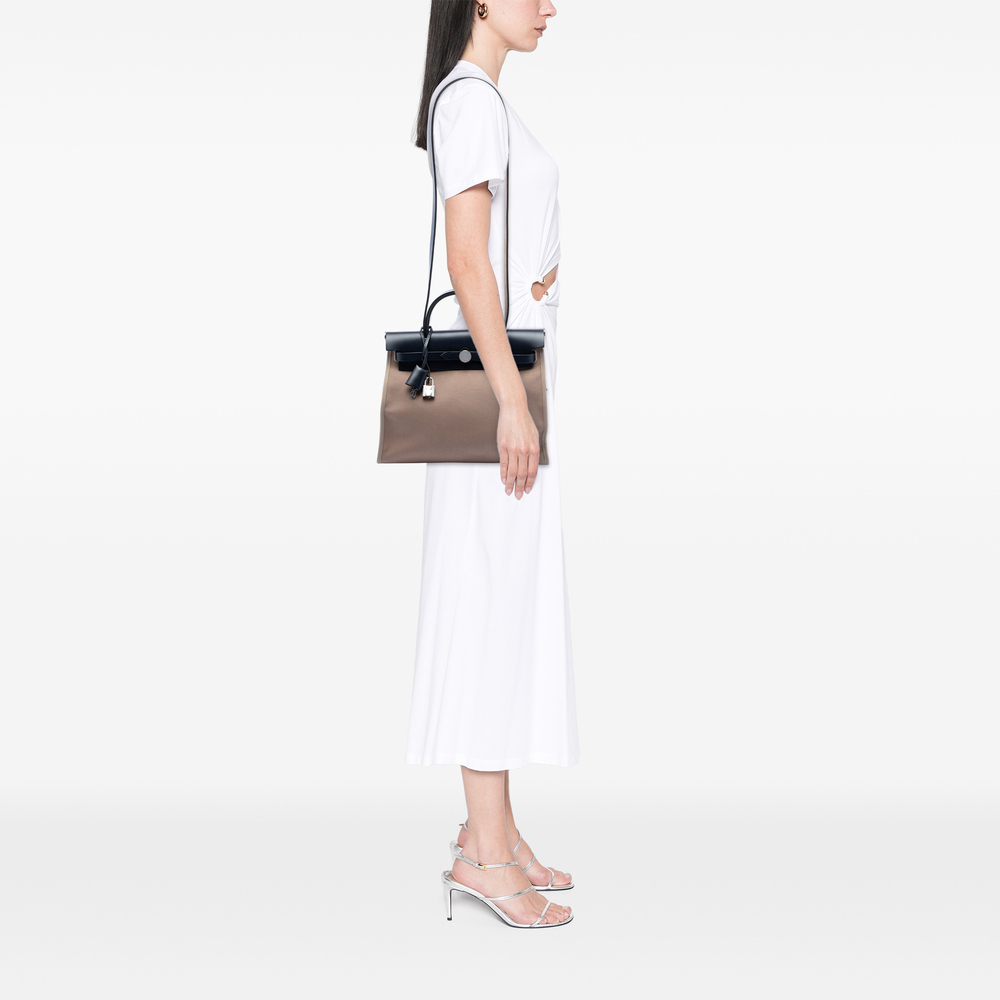 Pre-Loved Hermes Toile Herbag Zip 31 - Picture 7 of 8